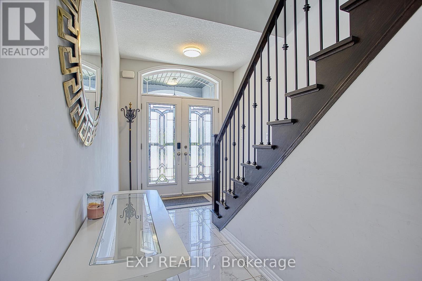 17 Narbonne Crescent, Hamilton, Ontario  L8J 0J7 - Photo 5 - X13446472