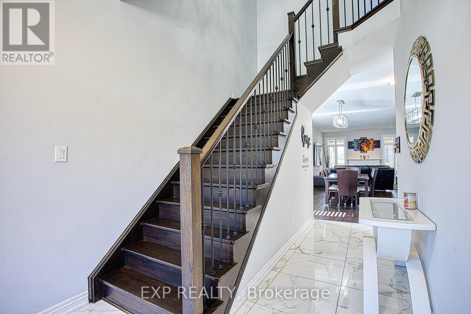 17 Narbonne Crescent, Hamilton, Ontario  L8J 0J7 - Photo 6 - X13446472