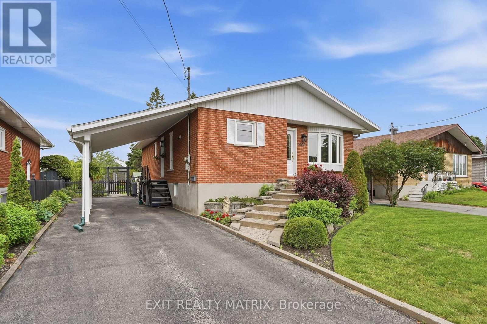 444 MARY STREET, Hawkesbury, Ontario