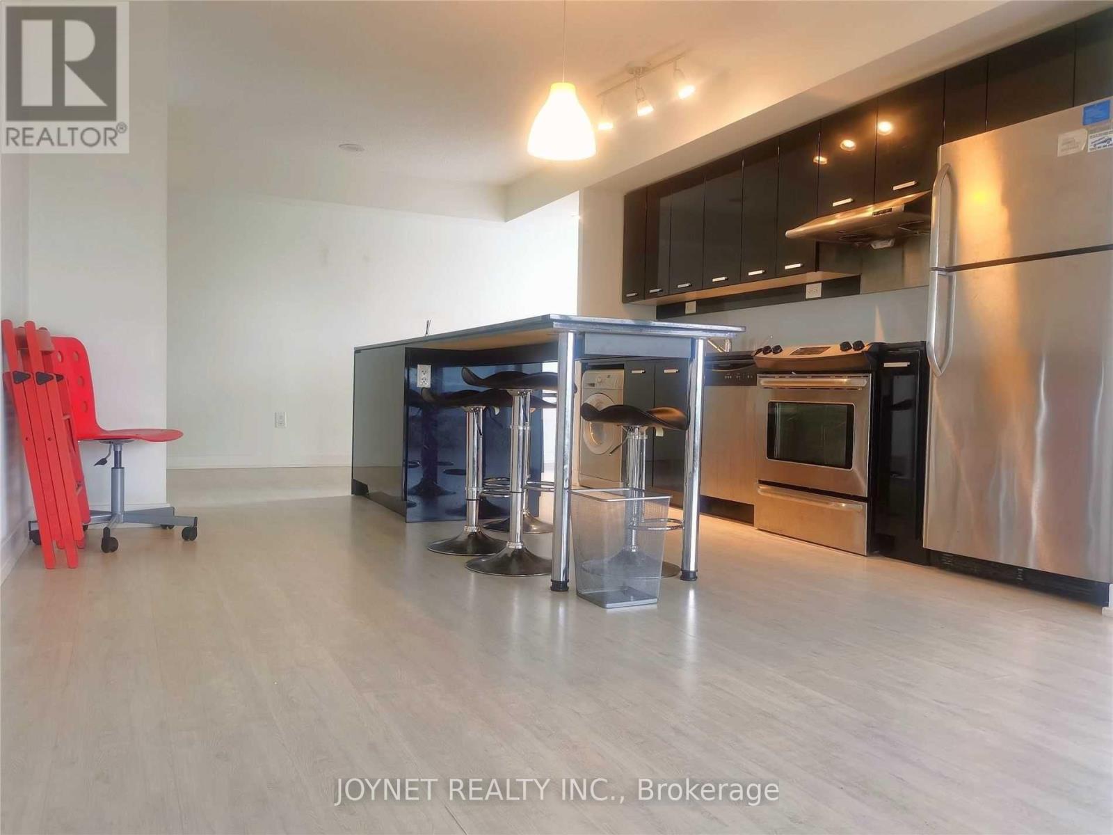 305 - 29 Singer Court, Toronto, Ontario M2K 0B3 - Photo 2 - C13446574