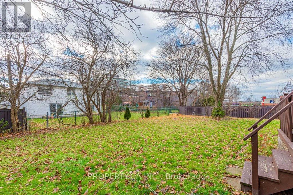 Main - 45 Lissom Crescent, Toronto, Ontario M2R 2P2 - Photo 19 - C13446580