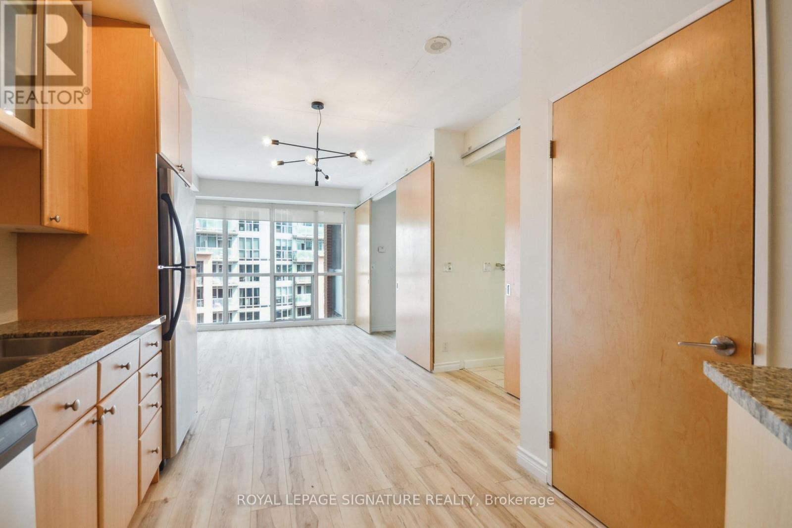 602 - 1 Shaw Street, Toronto, Ontario M6K 0A1 - Photo 15 - C13446592