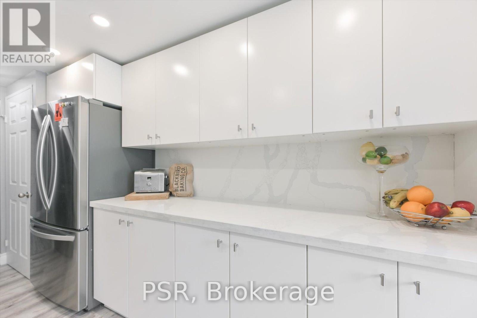 1402 - 280 Simcoe Street, Toronto, Ontario M5T 2Y5 - Photo 10 - C13446694