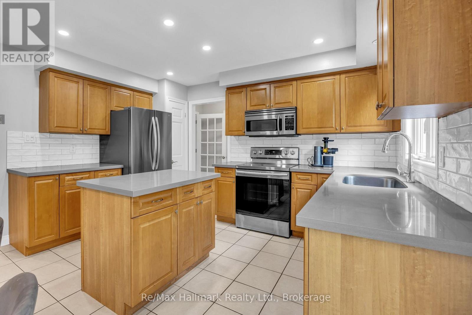 2255 Bethnal Green Road, Oakville, Ontario  L6J 5J8 - Photo 14 - W13435570