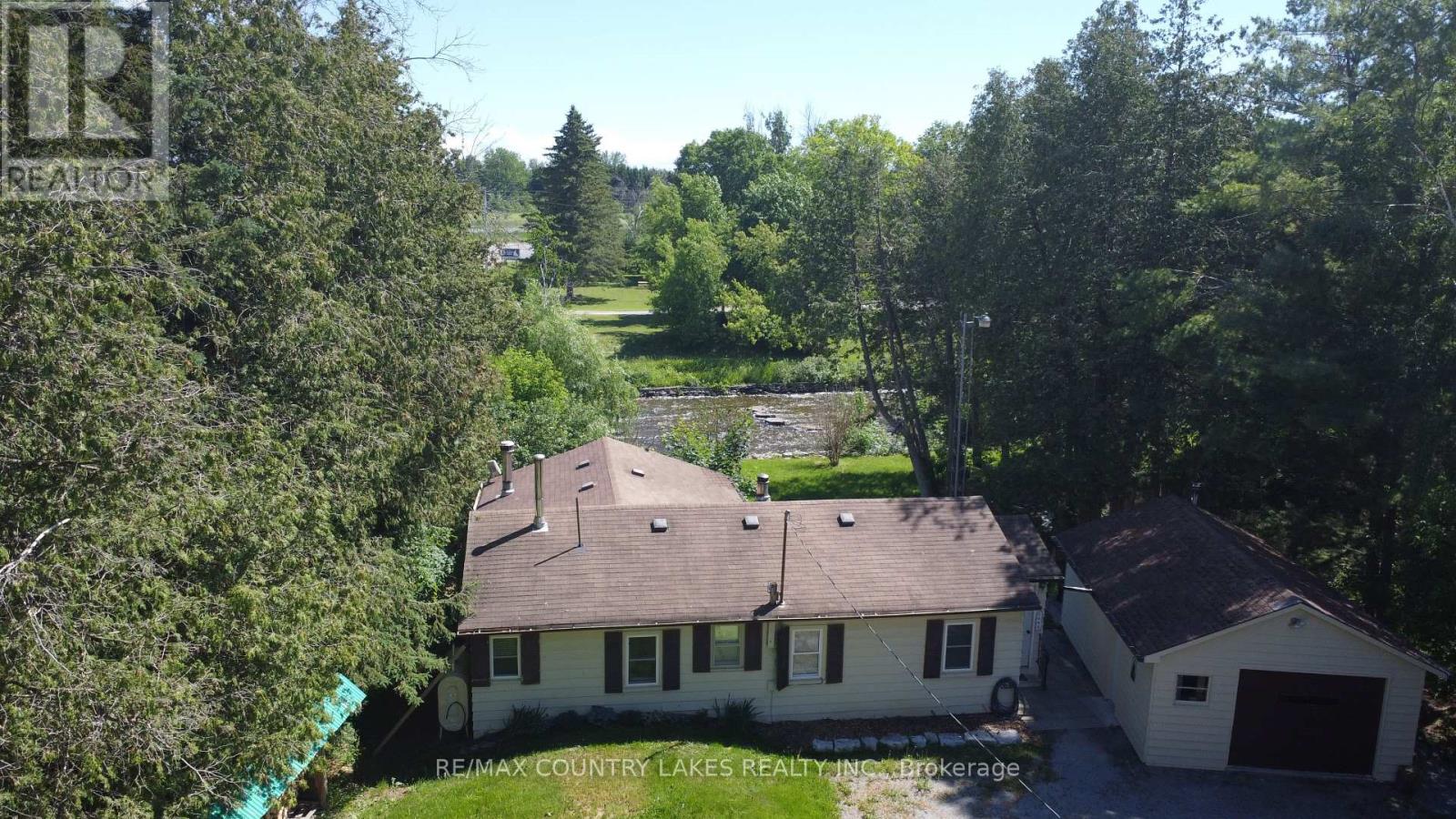 1645 Concession A Road N, Ramara, Ontario  L0K 1B0 - Photo 2 - S13432214