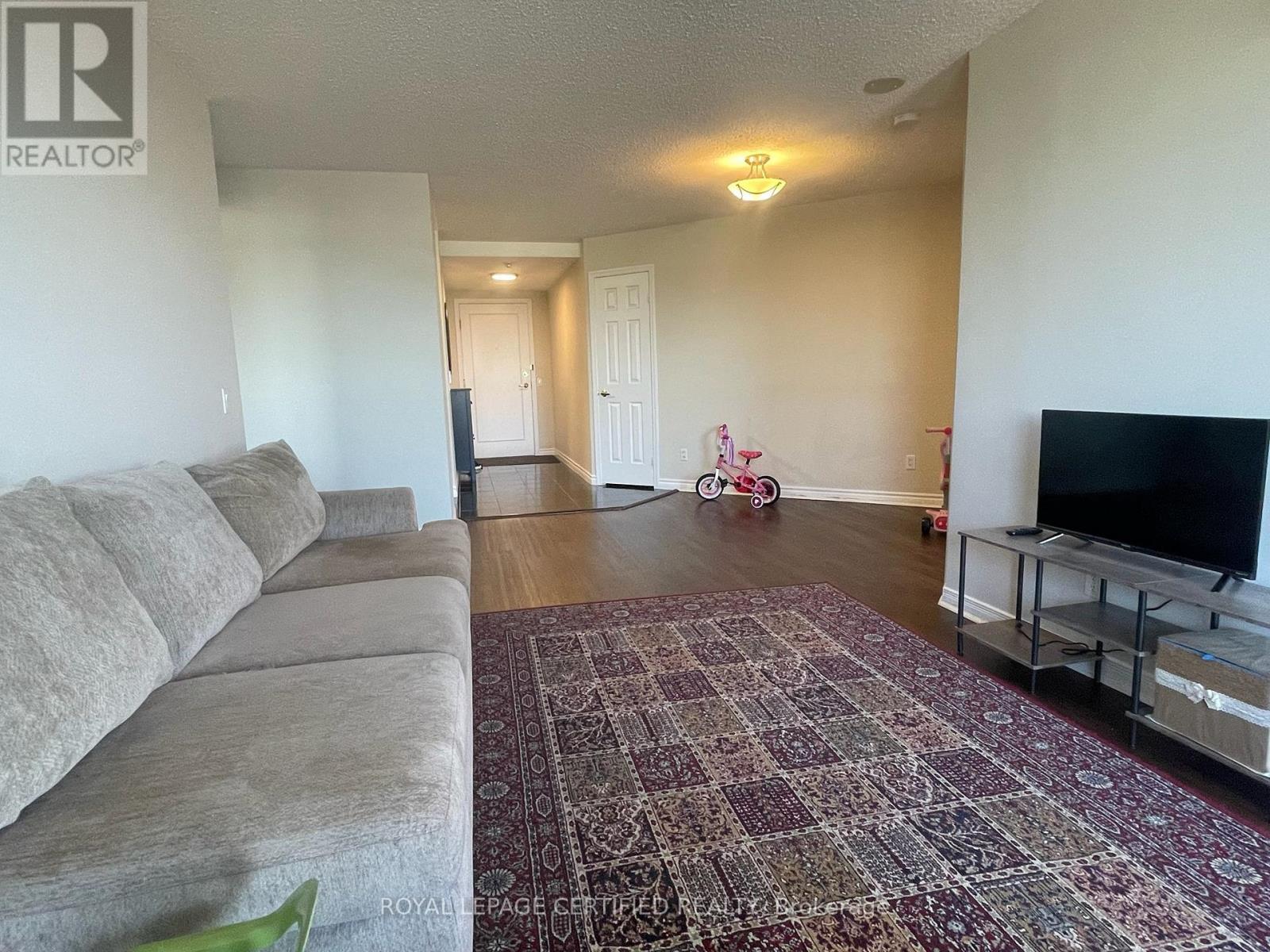 1208 - 35 Kingsbridge Garden Circle, Mississauga, Ontario  L5R 3Z5 - Photo 7 - W13435462