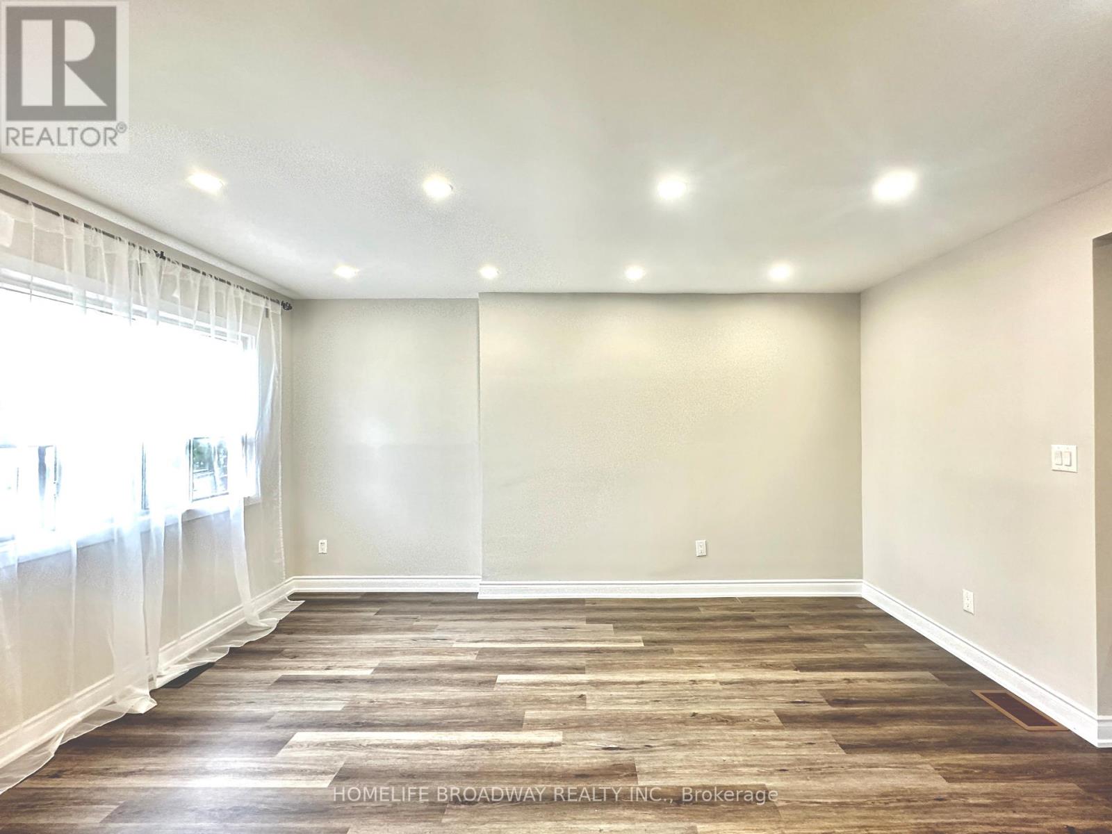 MAIN FL - 55 FAIRBANK AVENUE E, Toronto, Ontario