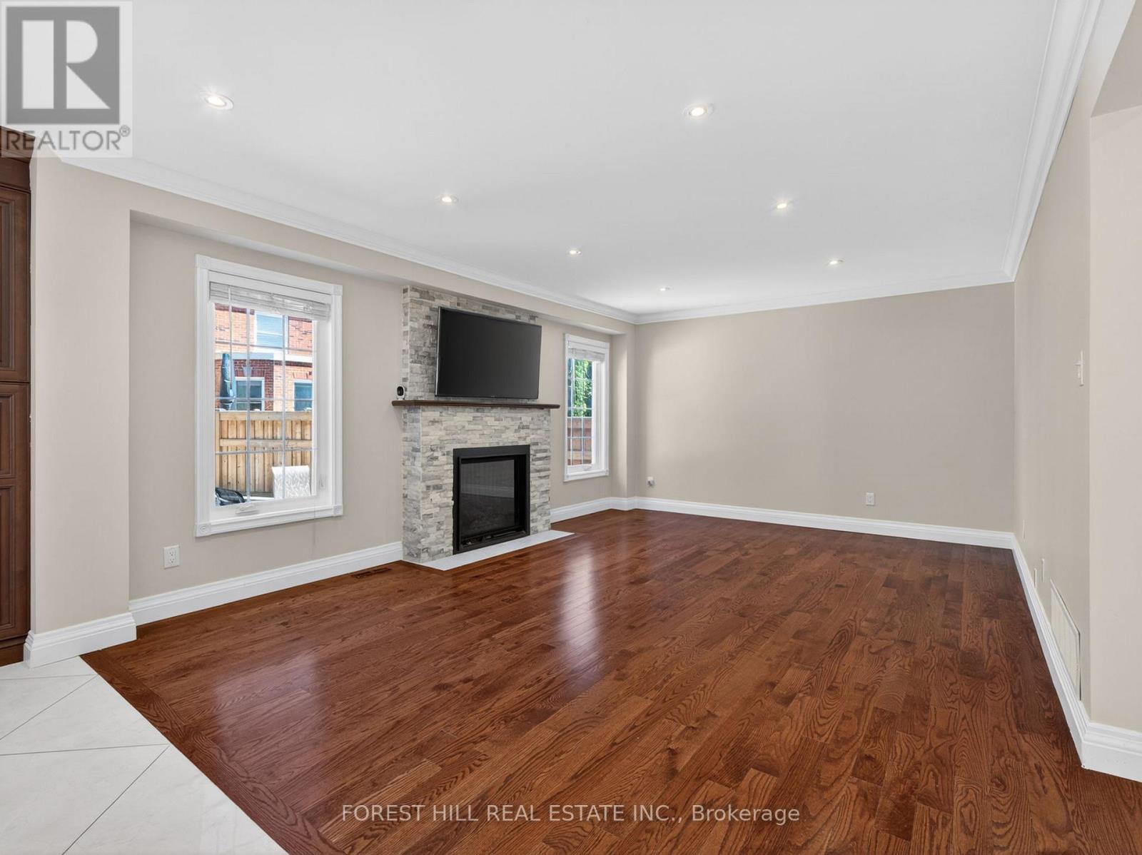 26 Cowles Court, Richmond Hill, Ontario  L4C 9A5 - Photo 10 - N13446522