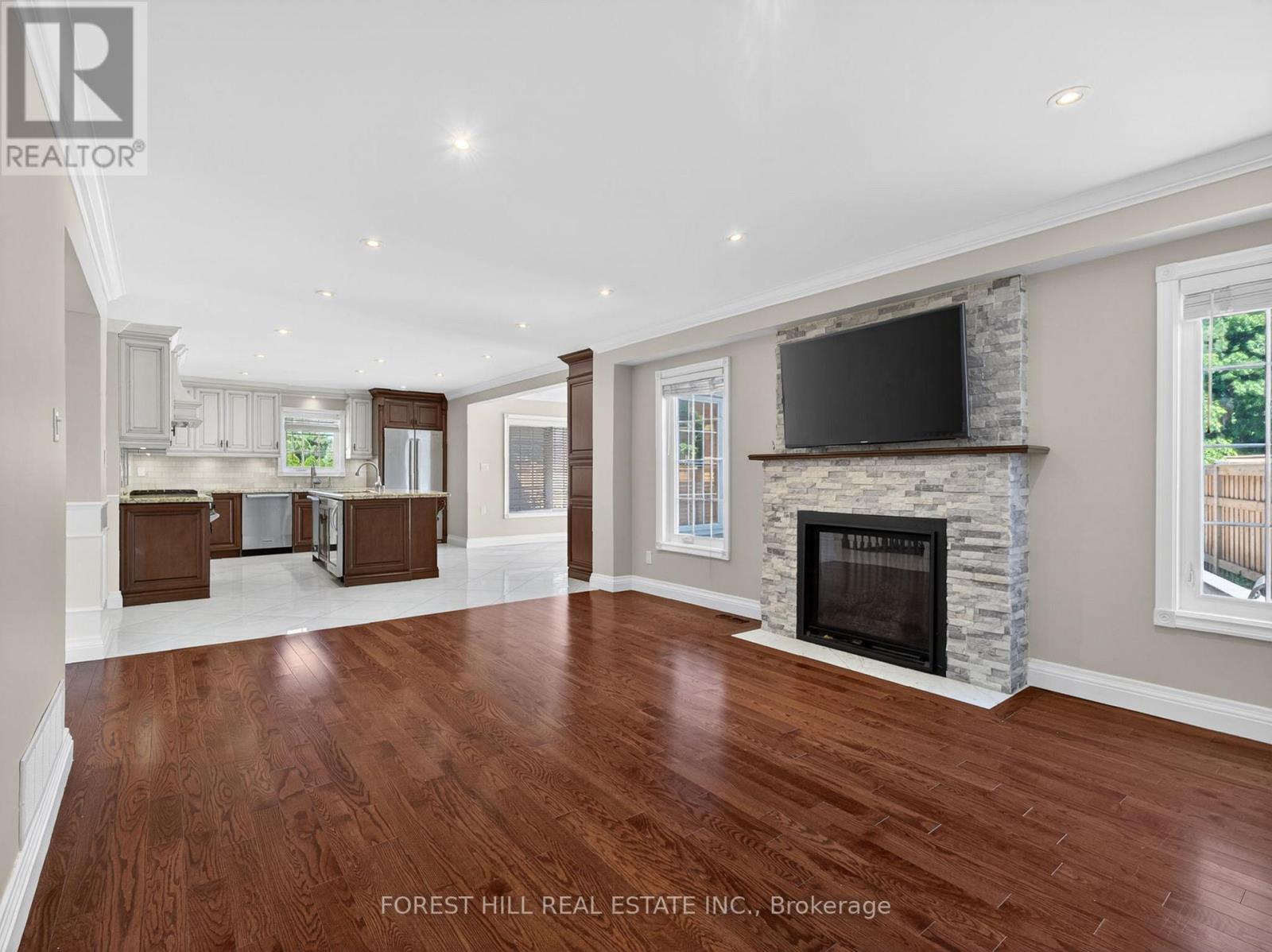 26 Cowles Court, Richmond Hill, Ontario  L4C 9A5 - Photo 11 - N13446522