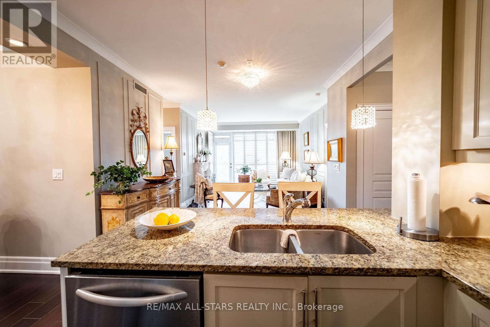 218 - 35 Baker Hill Boulevard, Whitchurch-Stouffville, Ontario  L4A 1P8 - Photo 12 - N13446534