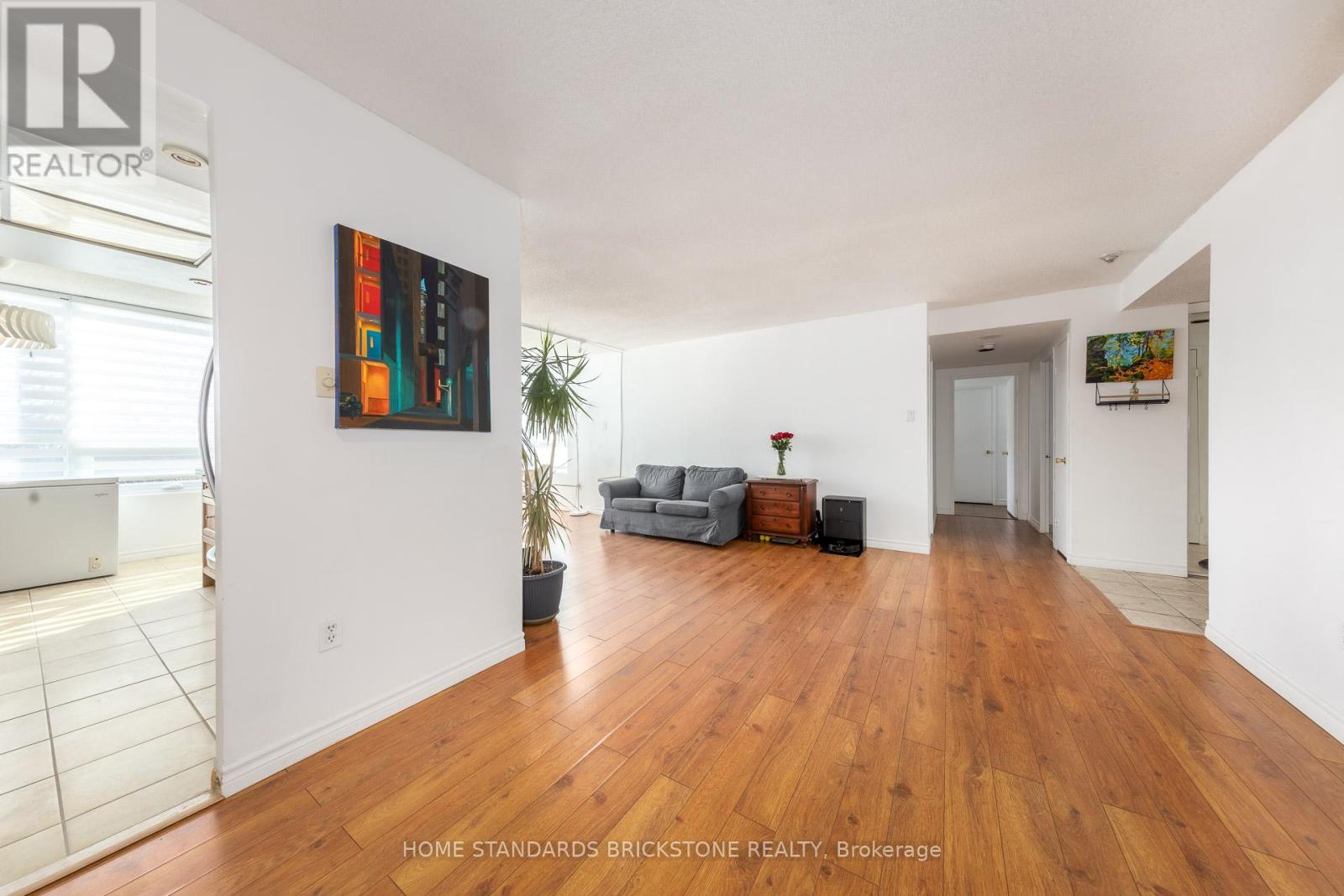 205 - 7601 Bathurst Street W, Vaughan, Ontario  L4J 4H5 - Photo 7 - N13446556