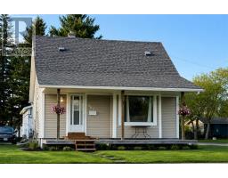 602 THIRD ST W, FORT FRANCES, Ontario