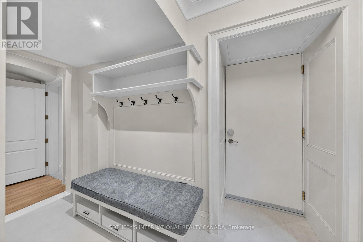 335 Cortleigh Boulevard, Toronto, Ontario  M5N 1R2 - Photo 36 - C13446438