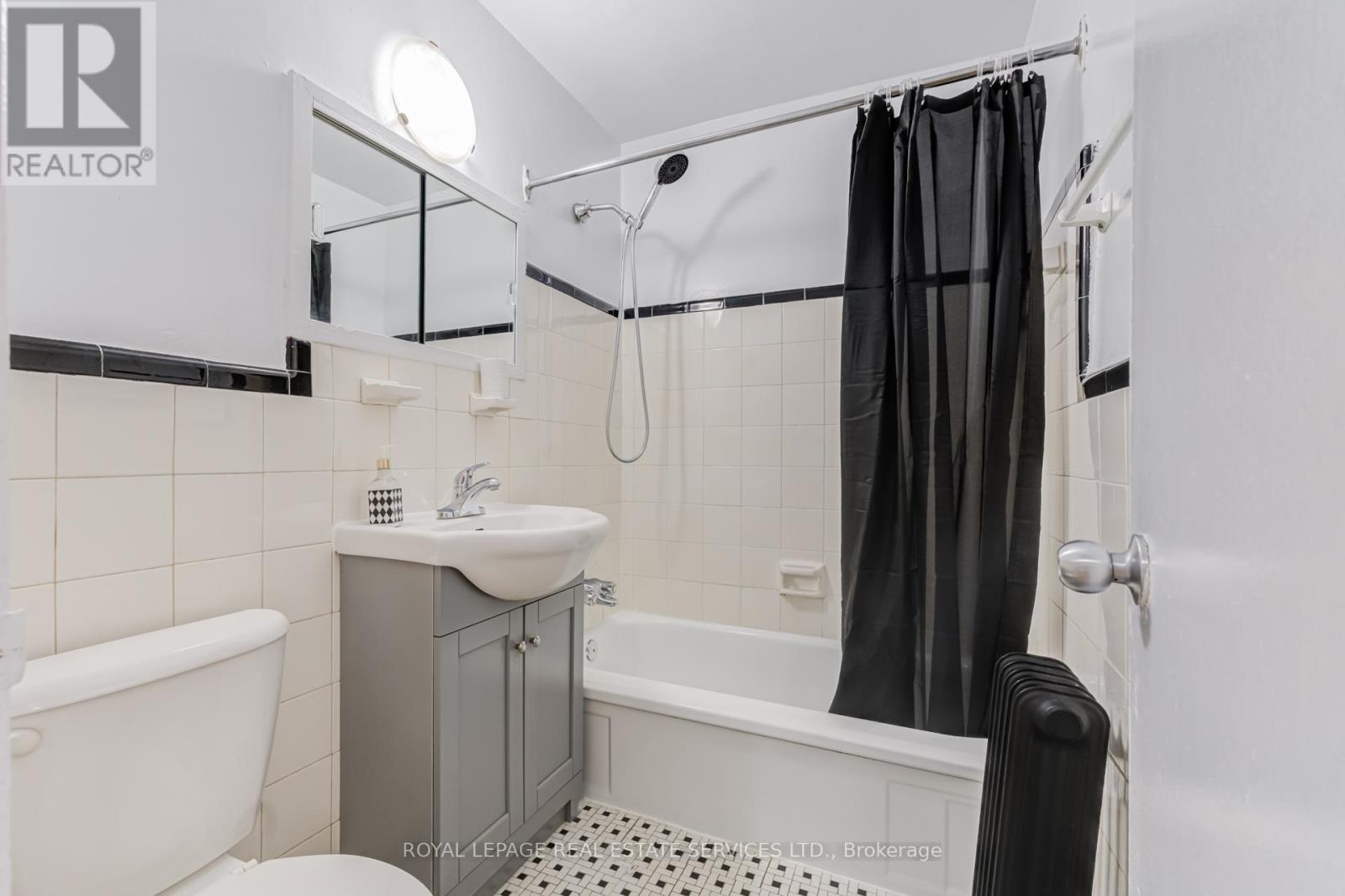 105 - 101 Coe Hill Drive, Toronto, Ontario M6S 3E3 - Photo 11 - W13446576