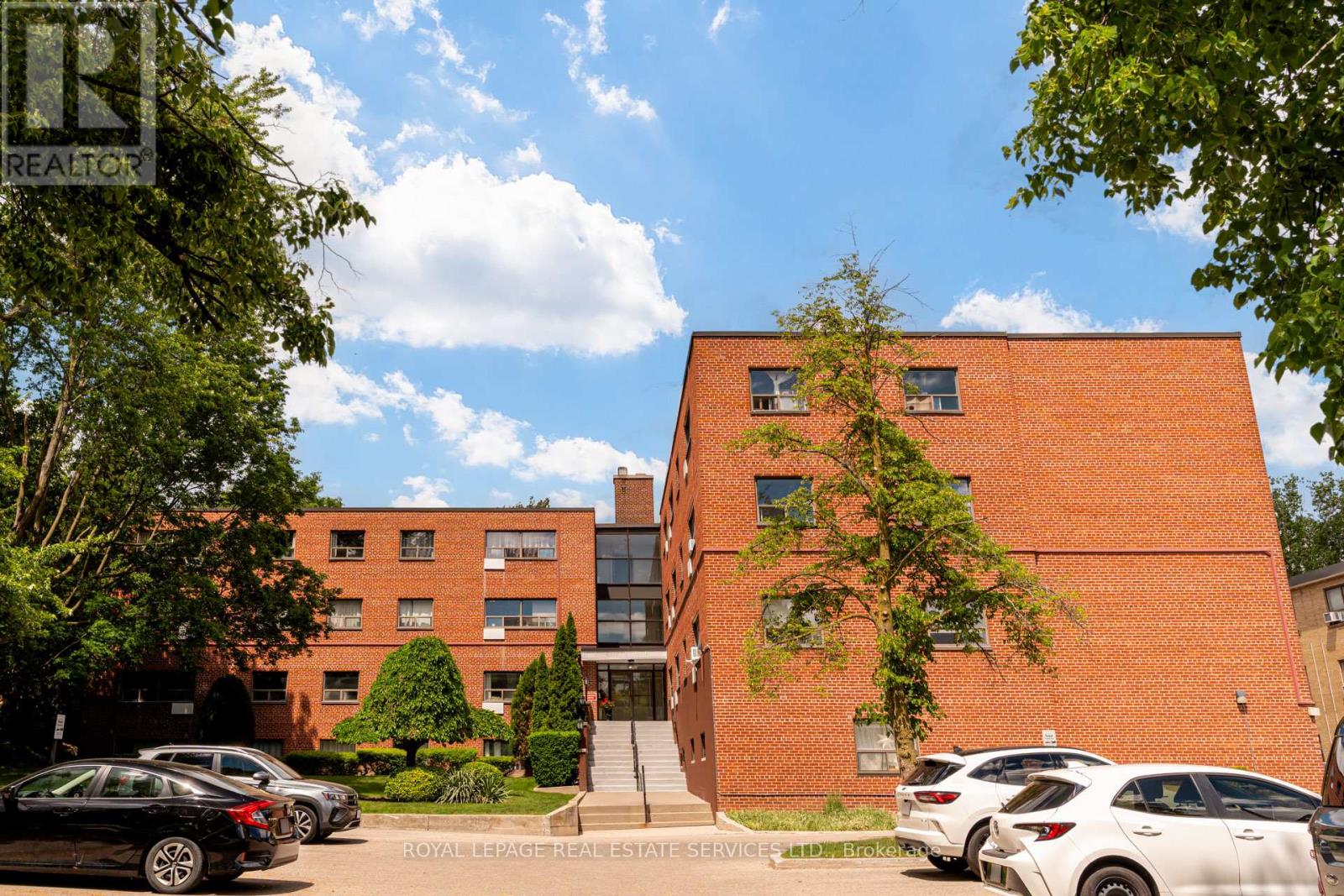 105 - 101 Coe Hill Drive, Toronto, Ontario M6S 3E3 - Photo 2 - W13446576