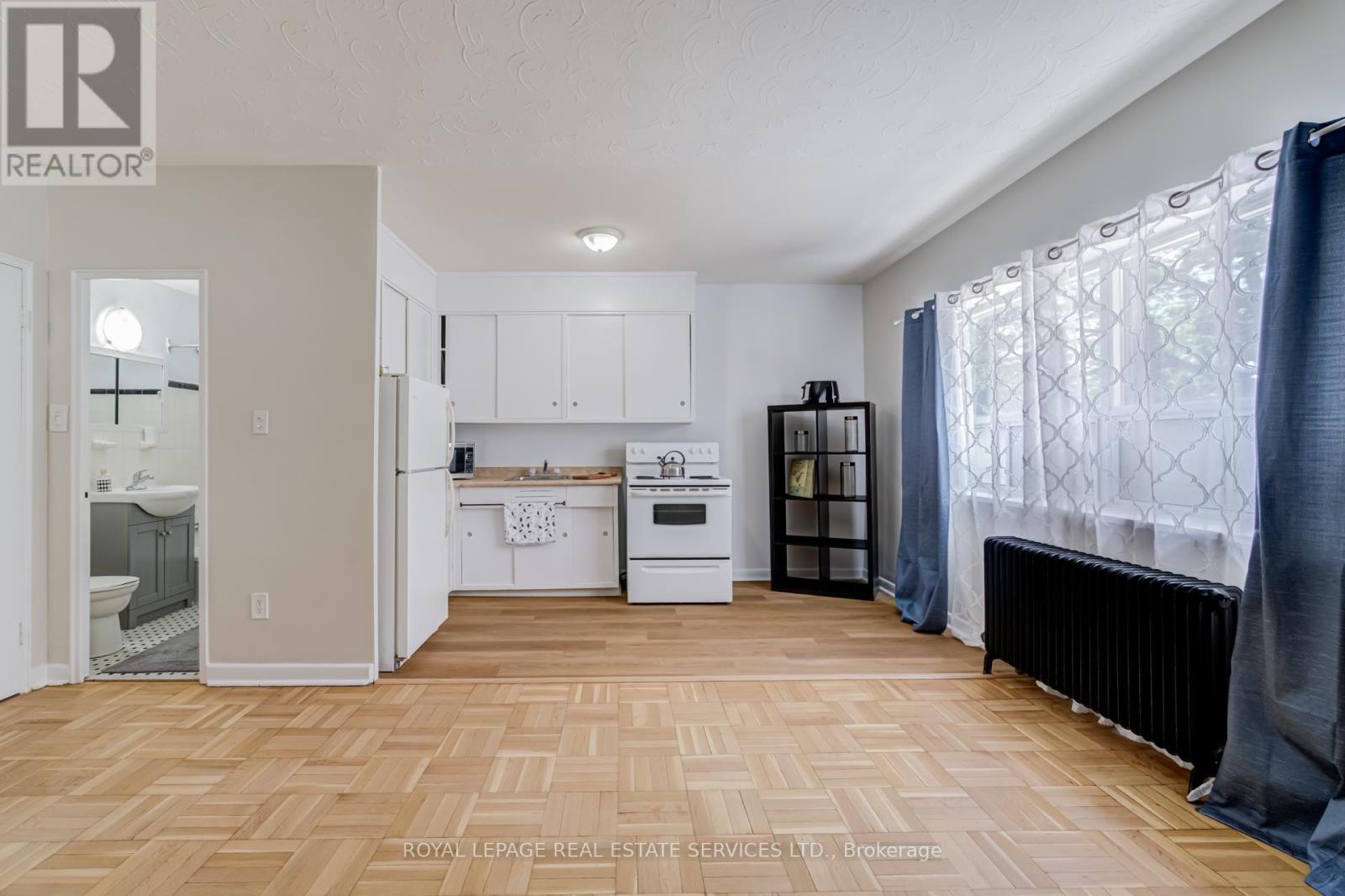 105 - 101 Coe Hill Drive, Toronto, Ontario M6S 3E3 - Photo 6 - W13446576