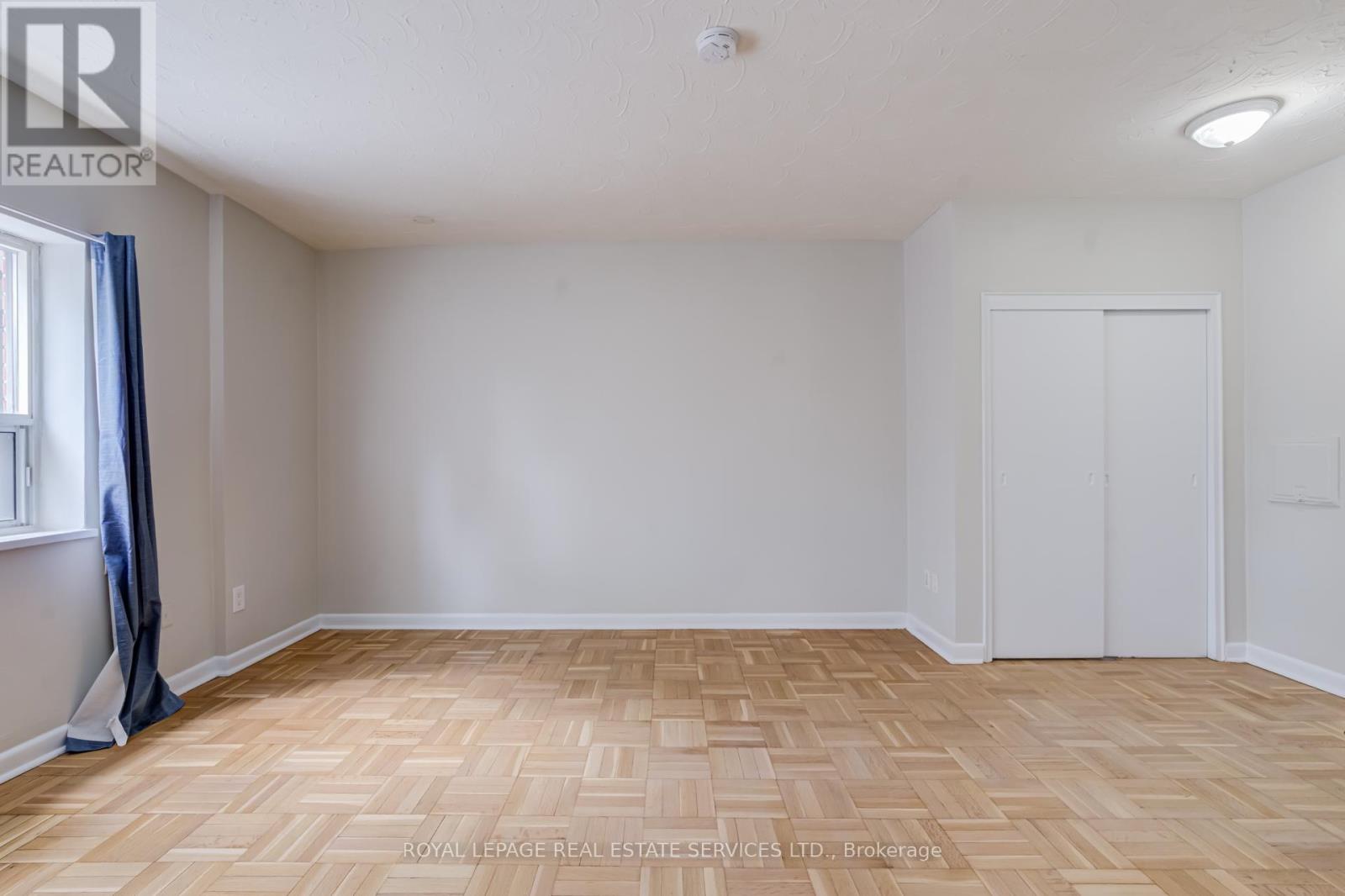 105 - 101 Coe Hill Drive, Toronto, Ontario M6S 3E3 - Photo 8 - W13446576