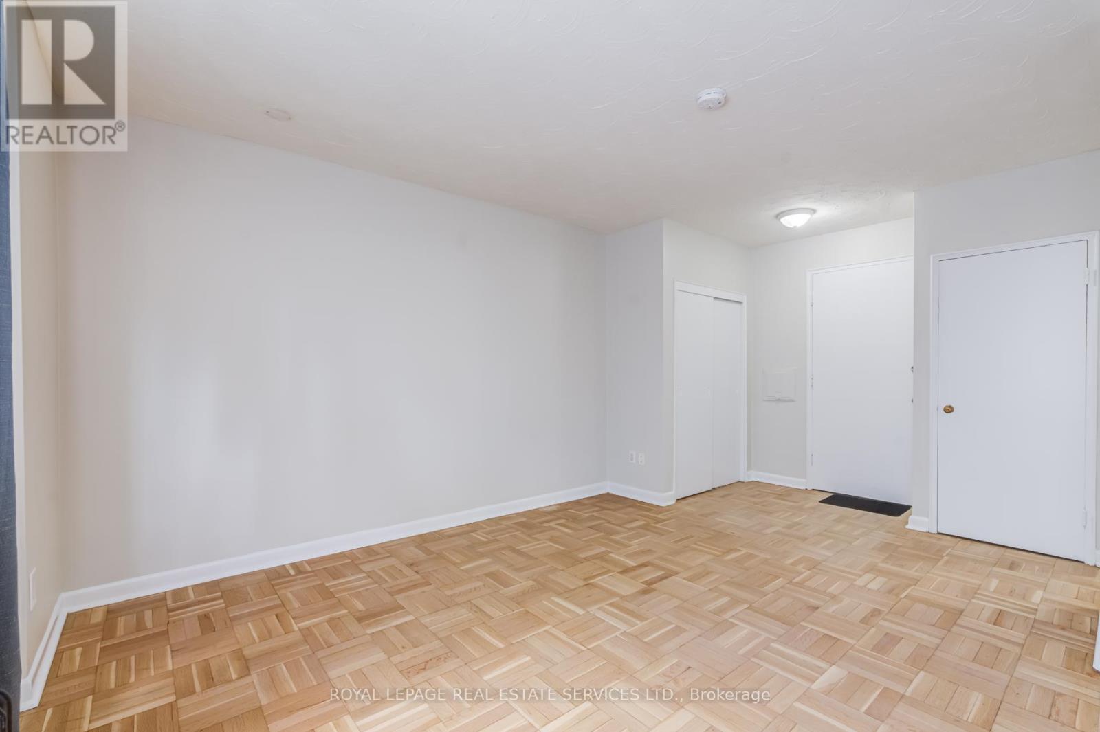 105 - 101 Coe Hill Drive, Toronto, Ontario M6S 3E3 - Photo 9 - W13446576