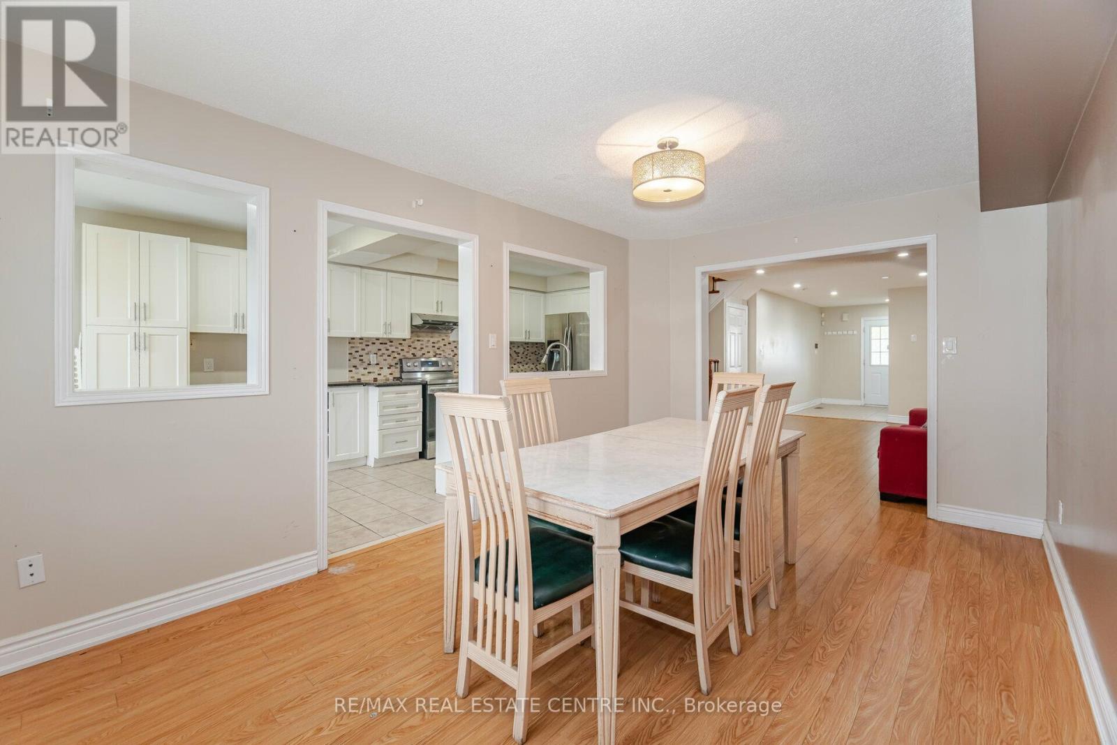 102 Charcoal Way, Brampton, Ontario L6Y 5R9 - Photo 11 - W13446636