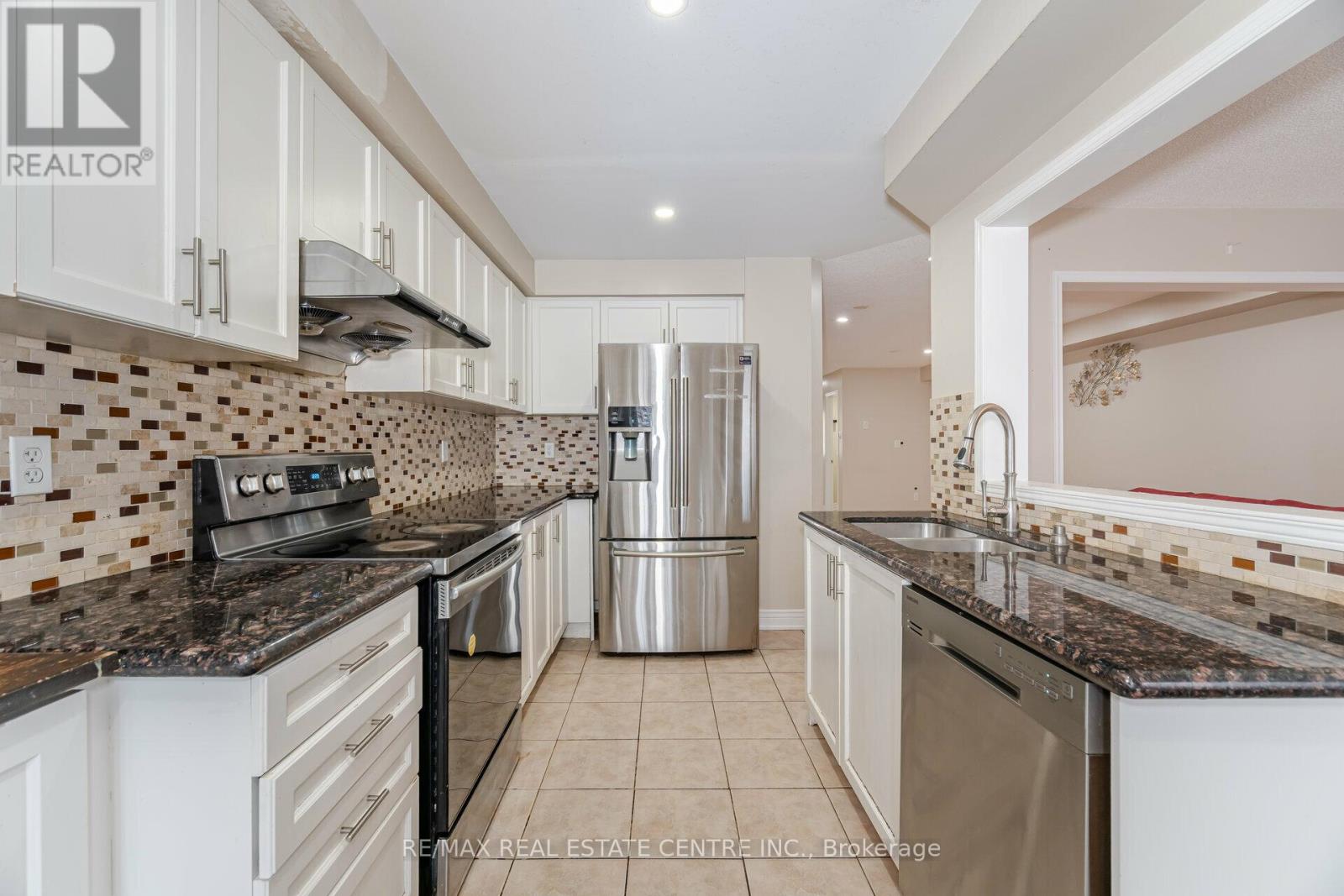 102 Charcoal Way, Brampton, Ontario L6Y 5R9 - Photo 16 - W13446636