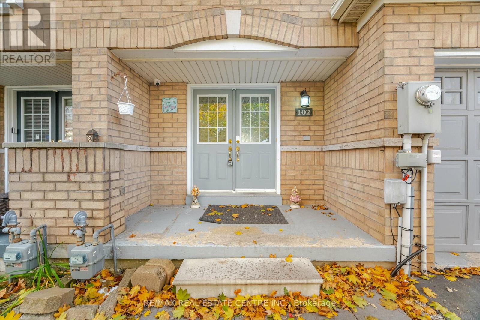102 Charcoal Way, Brampton, Ontario L6Y 5R9 - Photo 3 - W13446636