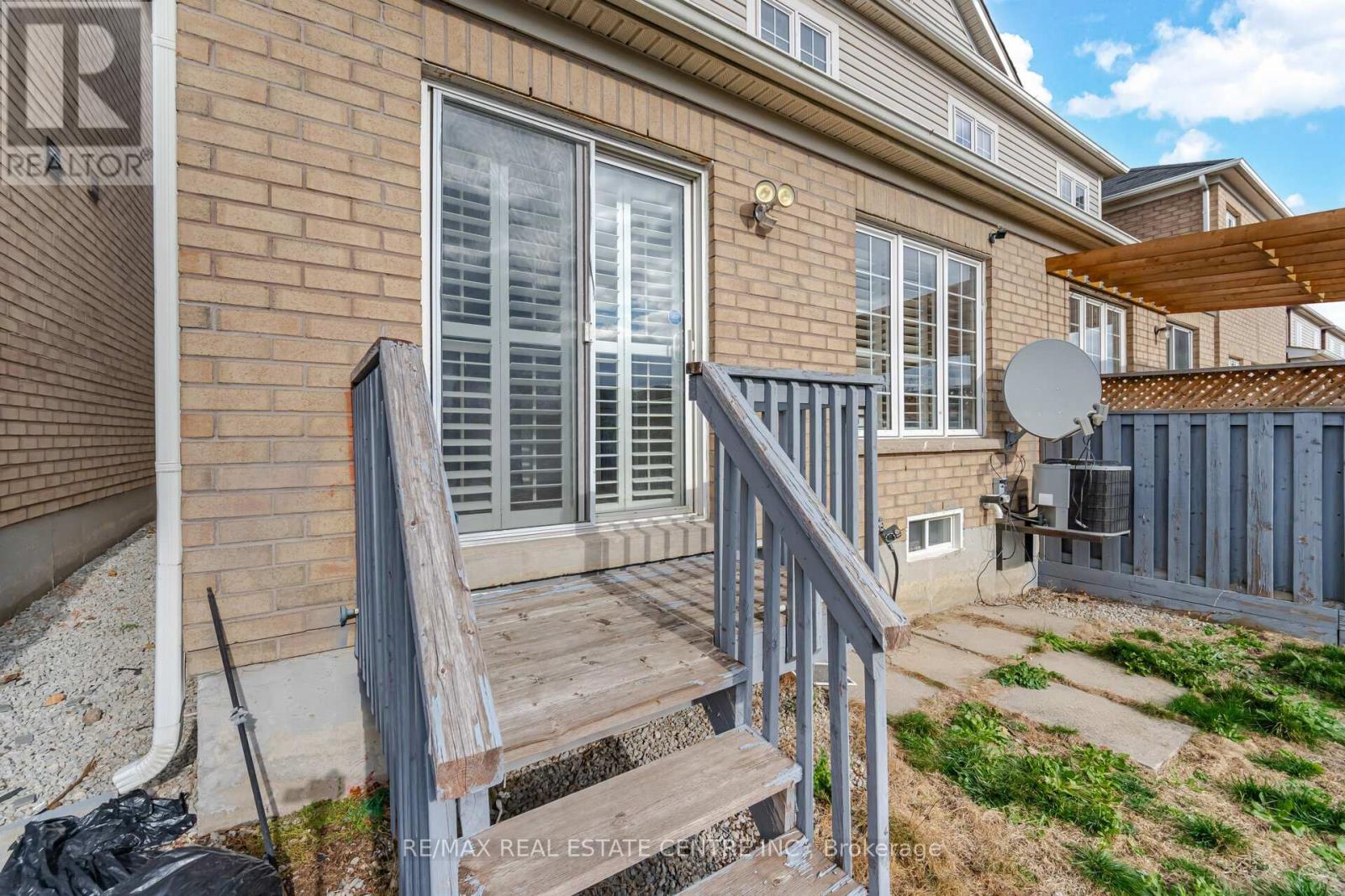 102 Charcoal Way, Brampton, Ontario L6Y 5R9 - Photo 33 - W13446636