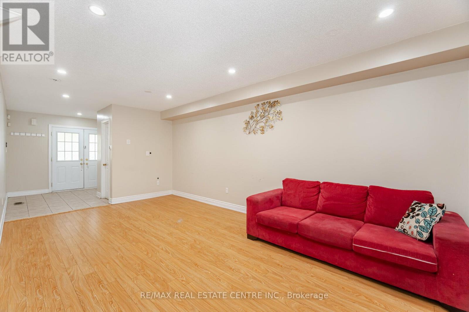 102 Charcoal Way, Brampton, Ontario L6Y 5R9 - Photo 6 - W13446636