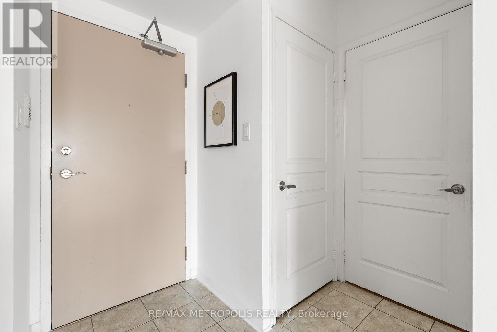 412 - 2495 Dundas Street W, Toronto, Ontario M6P 1X4 - Photo 24 - W13446772