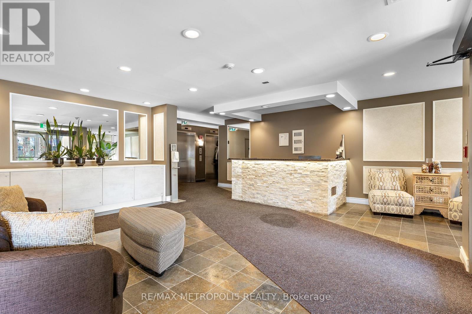 412 - 2495 Dundas Street W, Toronto, Ontario M6P 1X4 - Photo 29 - W13446772