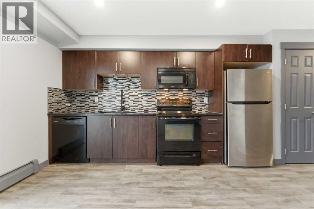 1204, 755 Copperpond Boulevard Se, Calgary, Alberta T2Z 4R2 - Photo 6 - A2316687