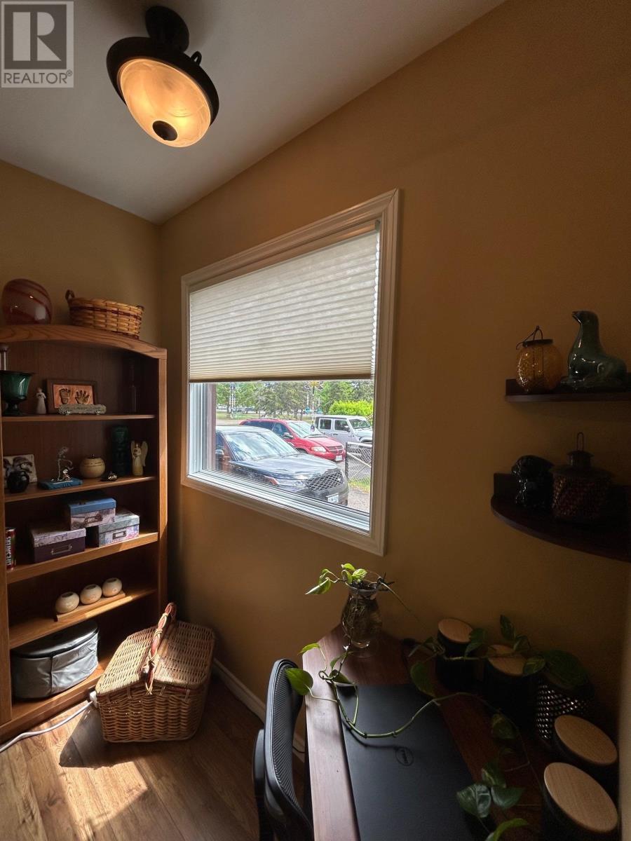 523 Hodder Ave, Thunder Bay, Ontario  P7A 1V6 - Photo 17 - TB2601514