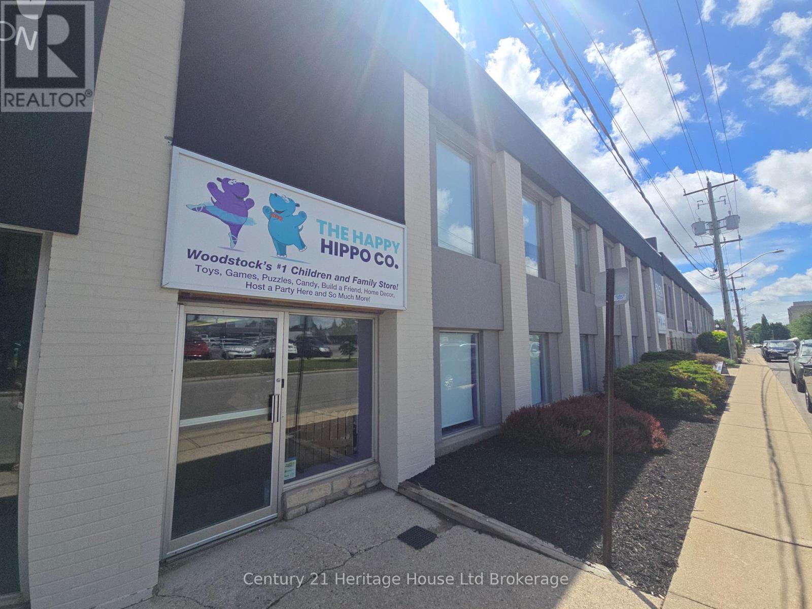 24 KENT STREET, Woodstock, Ontario
