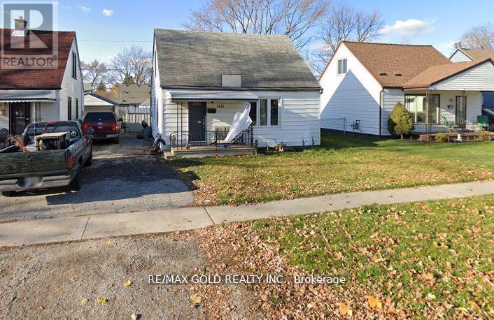 1315 PARTINGTON AVENUE, Windsor, Ontario