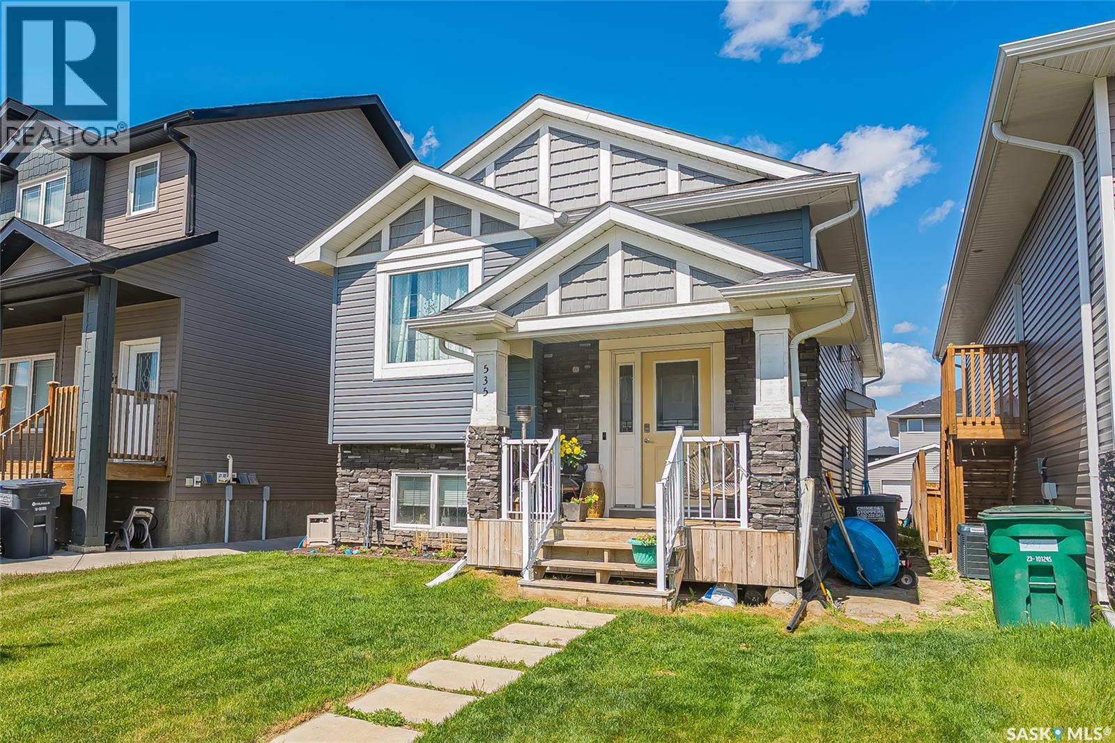 535 Fast Way, Saskatoon, Saskatchewan  S7W 0X1 - Photo 2 - SK039272