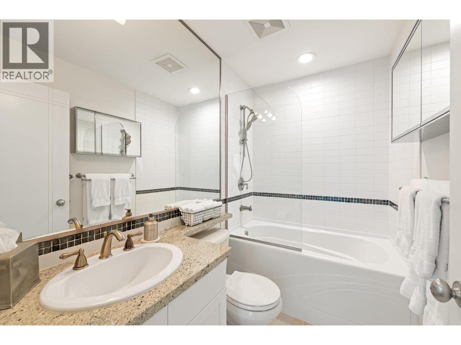 8674 Seascape Drive, West Vancouver, British Columbia  V7W 3J7 - Photo 16 - R3135891