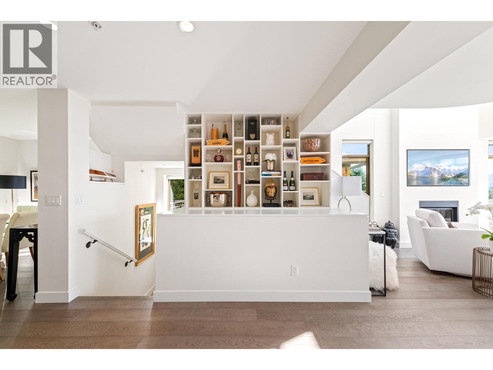8674 Seascape Drive, West Vancouver, British Columbia  V7W 3J7 - Photo 6 - R3135891