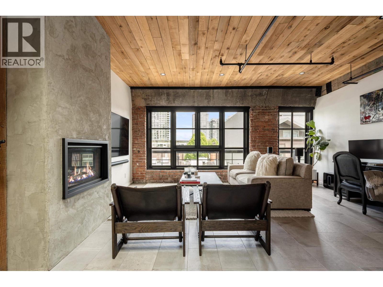407 1066 Hamilton Street, Vancouver, British Columbia  V6B 2R9 - Photo 2 - R3135905