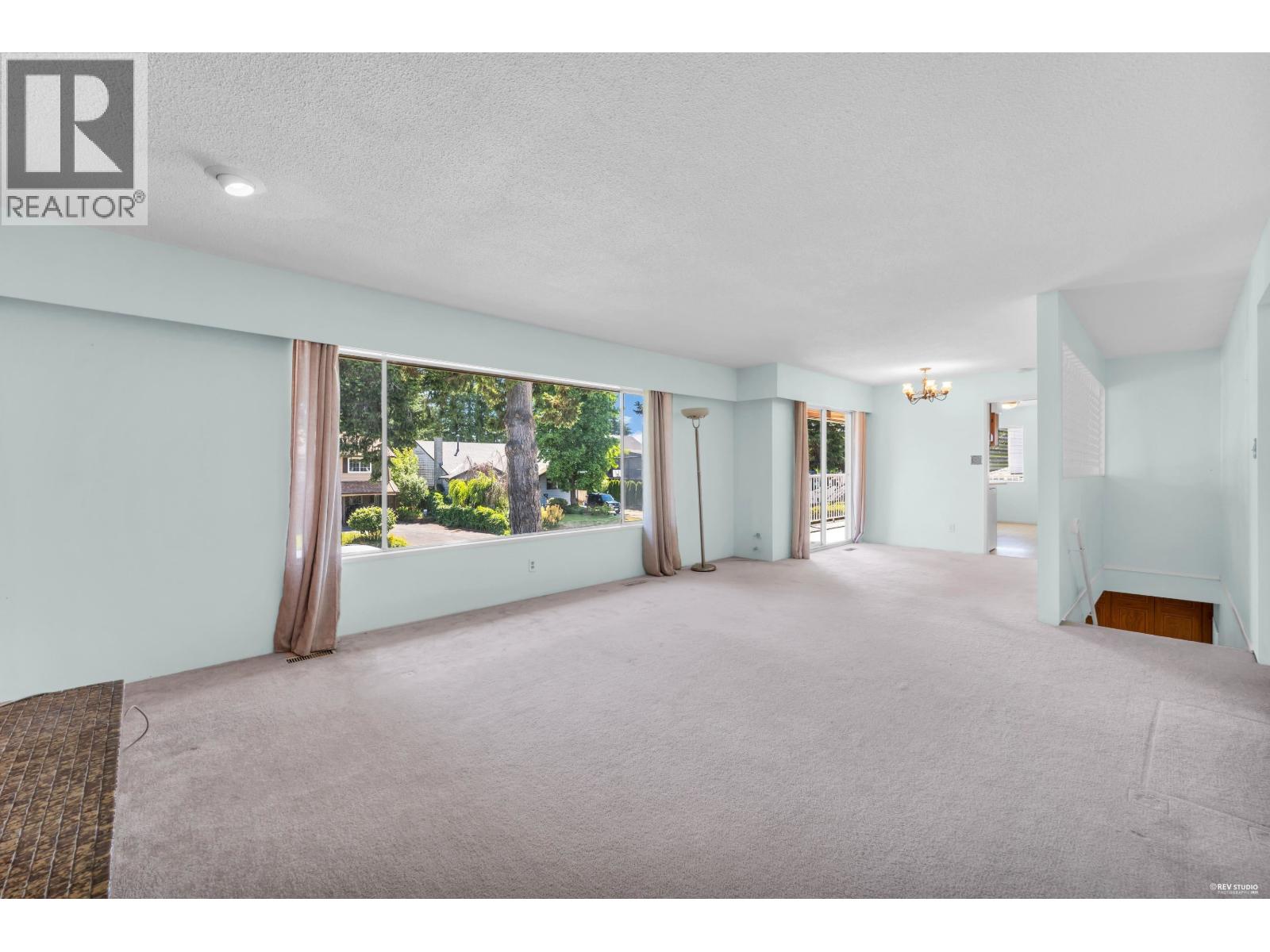 9091 Ash Street, Richmond, British Columbia  V7A 2T5 - Photo 6 - R3135879