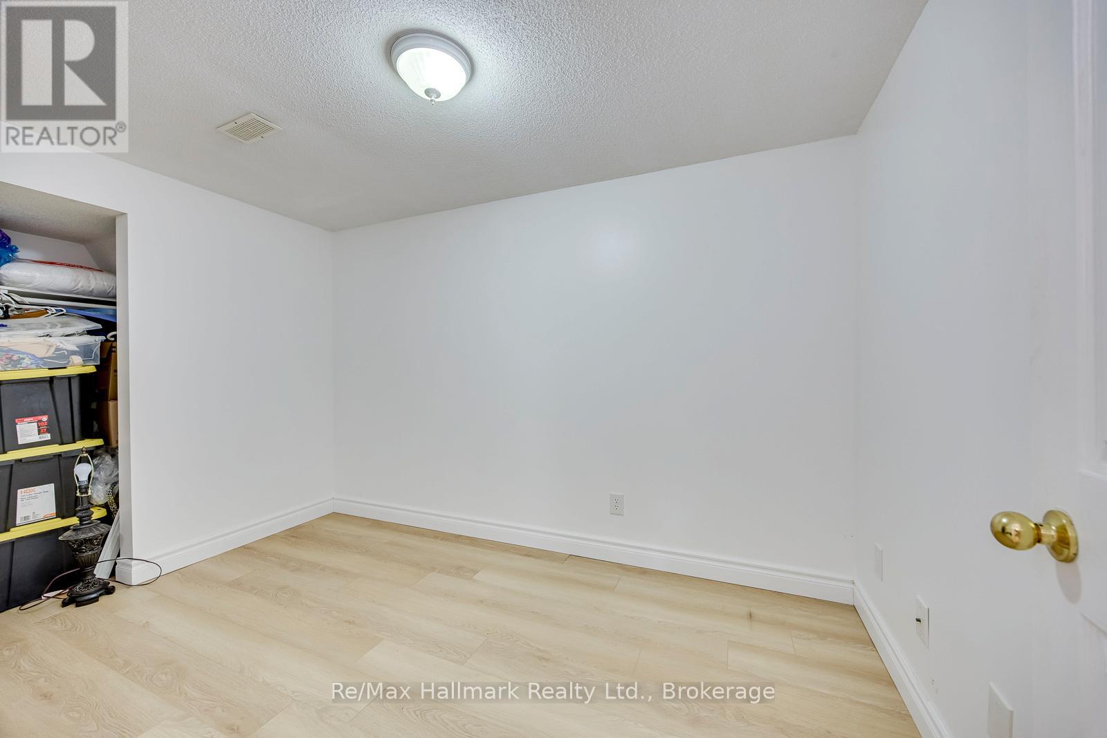 5371 Dundas Street, Burlington, Ontario  L7R 3X4 - Photo 33 - W13435514