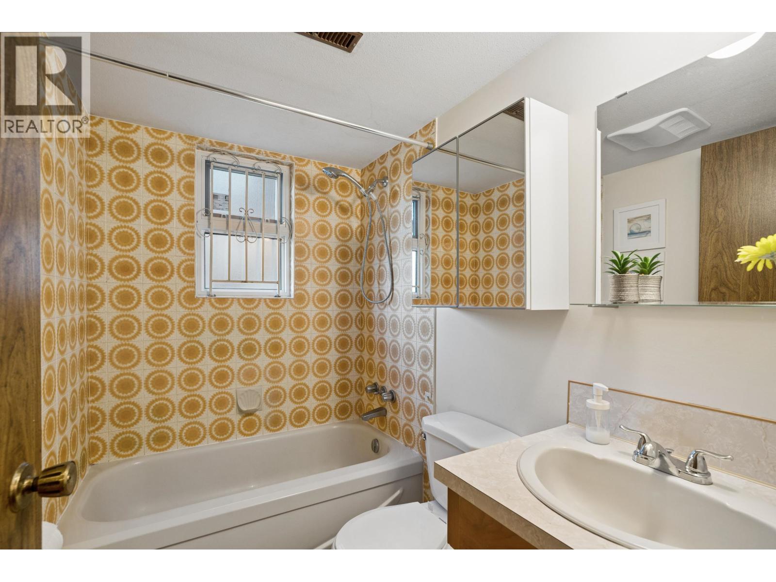 2047 E 52nd Avenue, Vancouver, British Columbia  V5P 1W8 - Photo 32 - R3135903