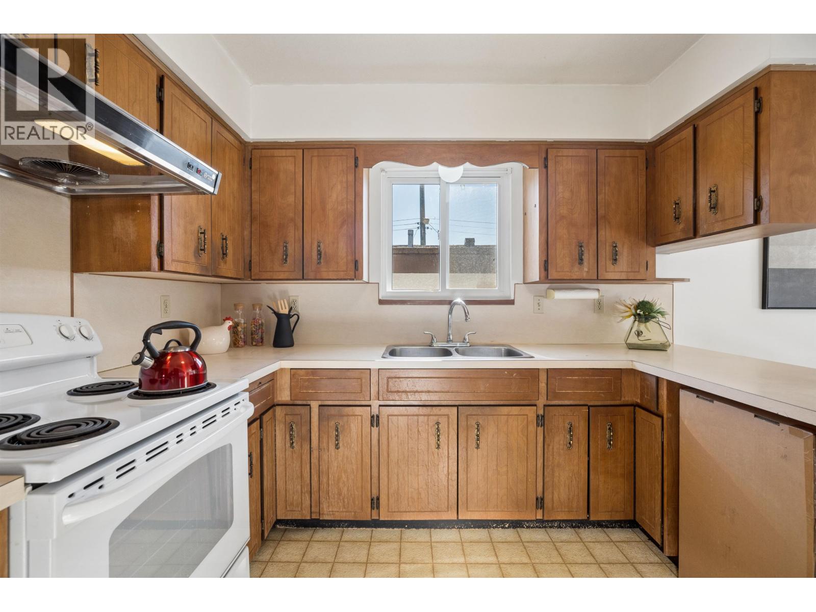 2047 E 52nd Avenue, Vancouver, British Columbia  V5P 1W8 - Photo 10 - R3135903