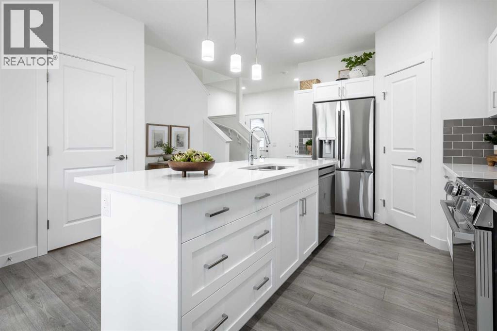 11 Heritage Point, Cochrane, Alberta  T4C 0L3 - Photo 6 - A2321222