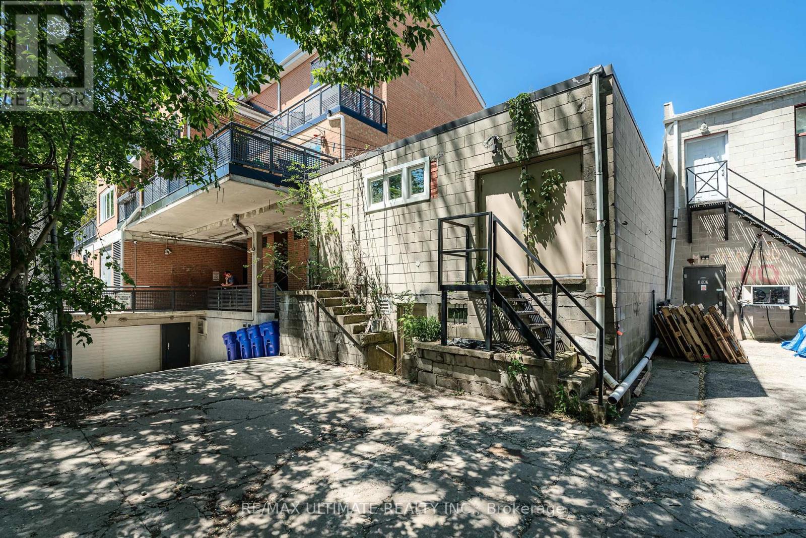 1945 Queen Street E, Toronto, Ontario M4L 1H7 - Photo 37 - E13233626