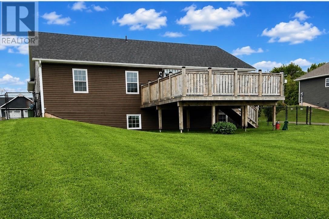 61 Bonavista Avenue, Stratford, Prince Edward Island  C1B 0E5 - Photo 2 - 202614463