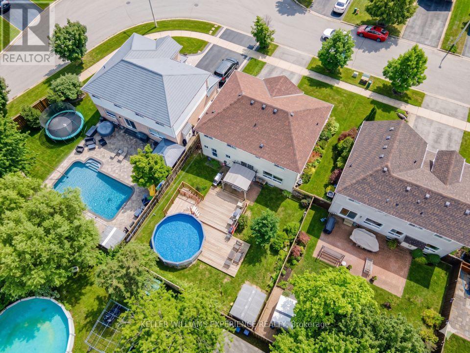38 Truax Crescent, Essa, Ontario  L3W 0C2 - Photo 32 - N12474464