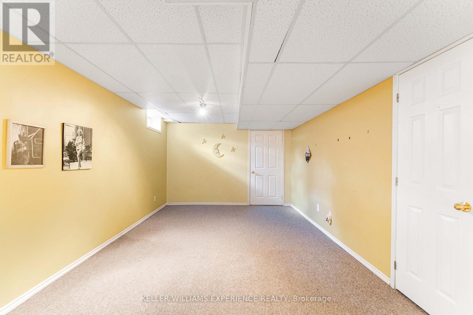 38 Truax Crescent, Essa, Ontario  L3W 0C2 - Photo 21 - N12474464