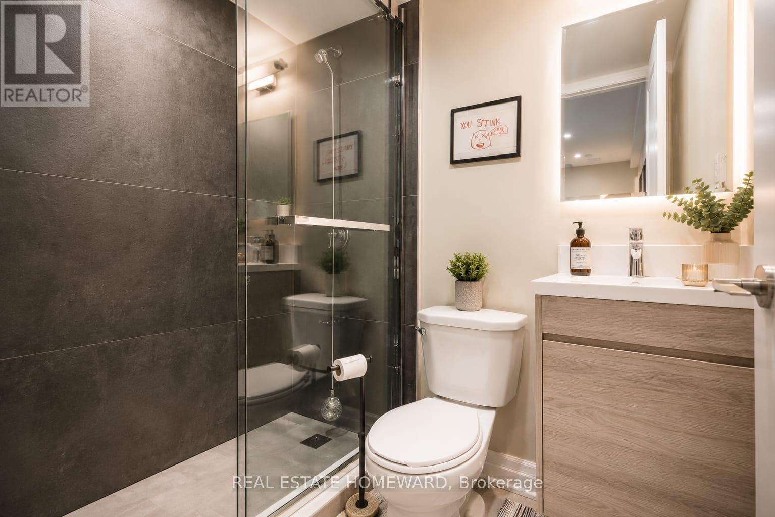 1 Saint Julien Court, Vaughan, Ontario  L6A 5B2 - Photo 25 - N13446000