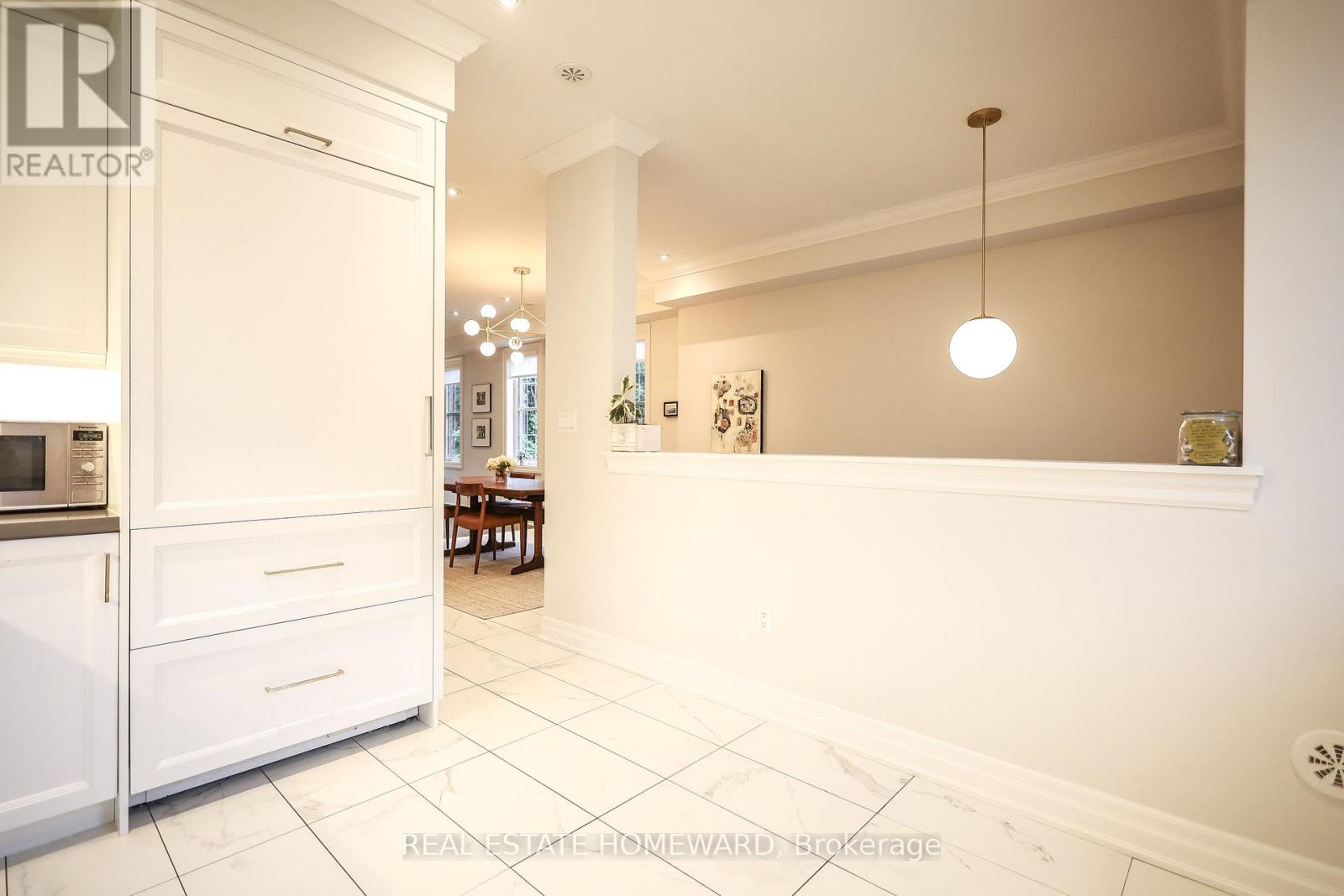 1 Saint Julien Court, Vaughan, Ontario  L6A 5B2 - Photo 11 - N13446000