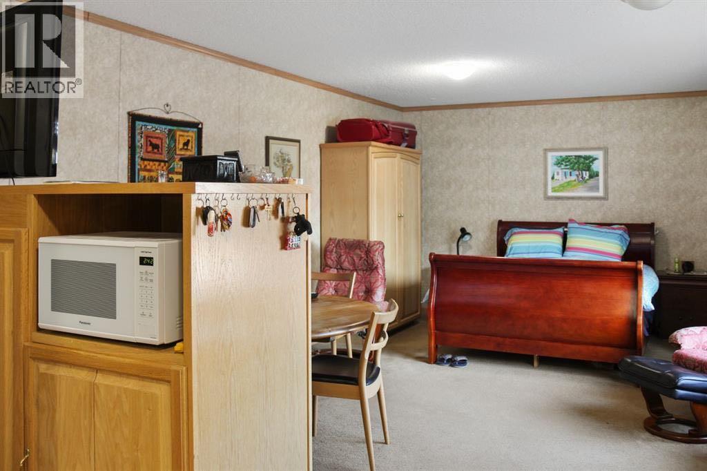 5112 49 Street, Hardisty, Alberta  T0B 1V0 - Photo 22 - A2321212