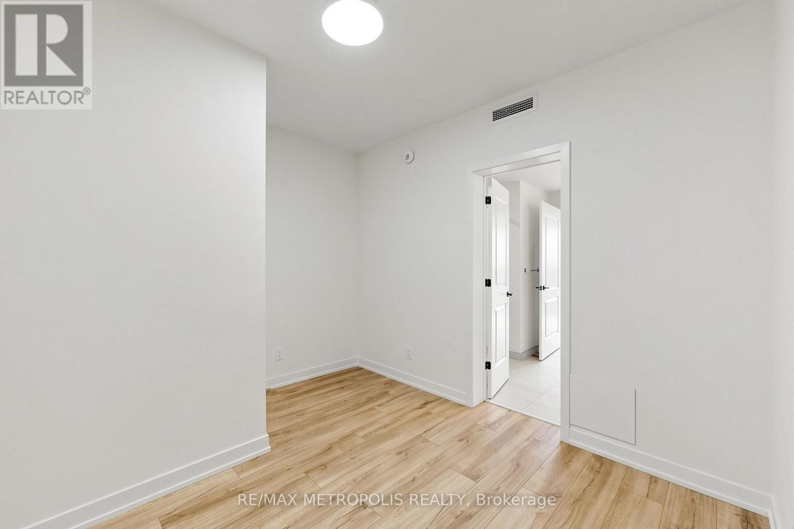 1906 - 335 Wheat Boom Drive, Oakville, Ontario  L6H 7Y1 - Photo 28 - W13237218